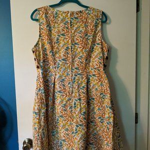 Mata Trader Dress - XL - orange floral design